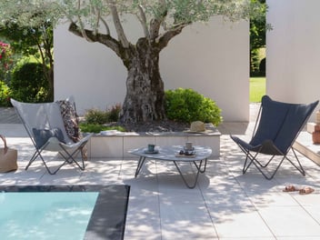  How to arrange your terrace around the swimming pool ?