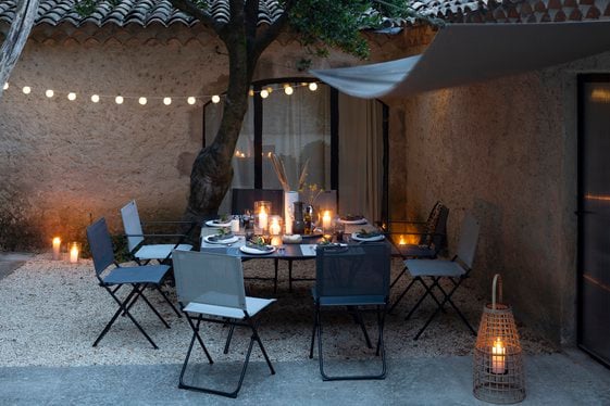 Which decorative accessories for the patio?