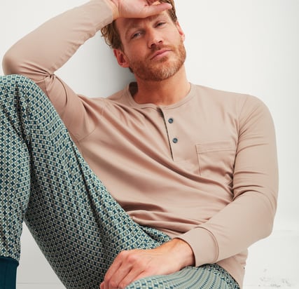 Men's nightwear